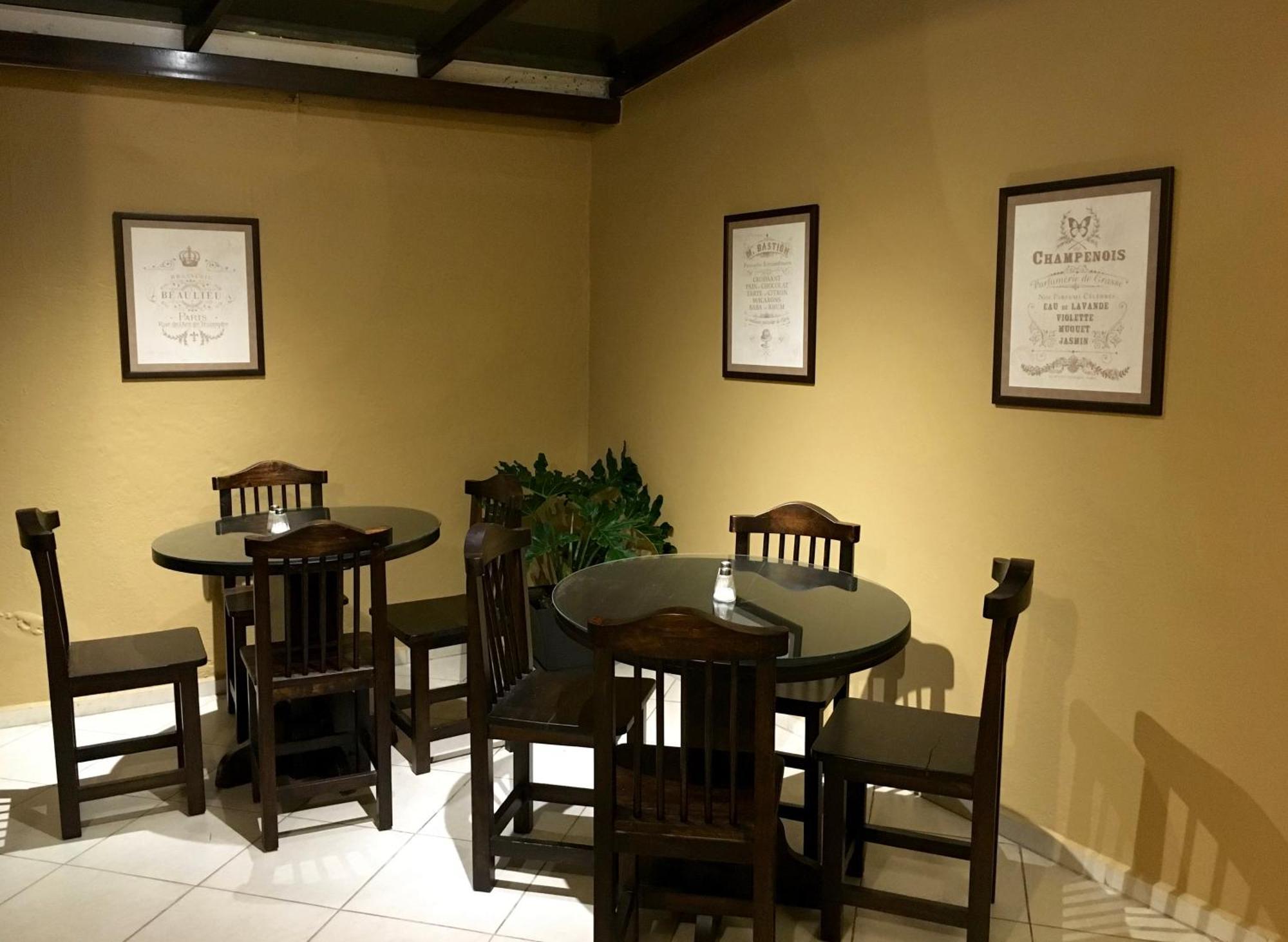 Nass Bed & Breakfast กูเอ็งกา ภายนอก รูปภาพ