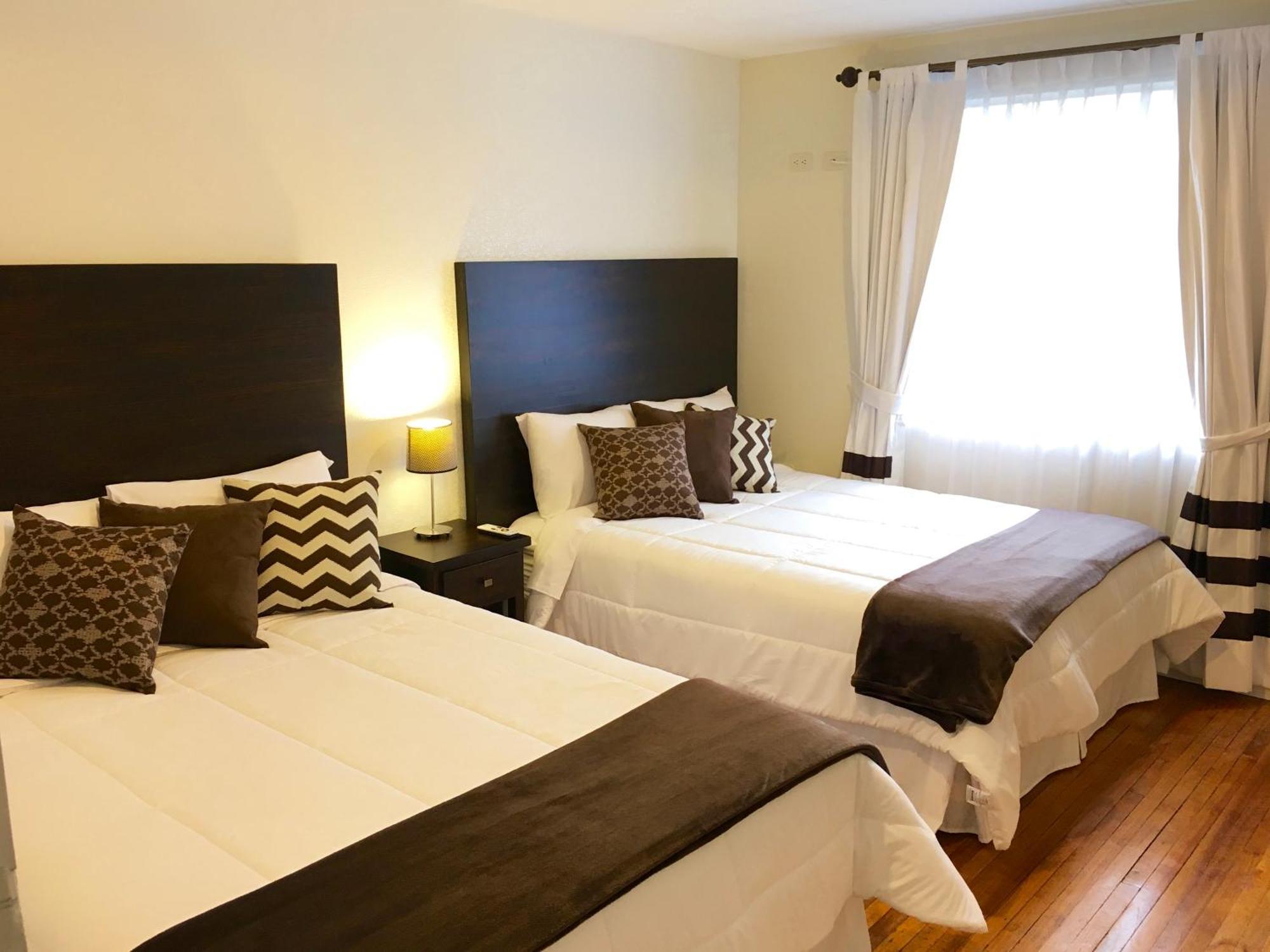 Nass Bed & Breakfast กูเอ็งกา ภายนอก รูปภาพ